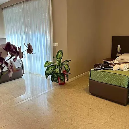 Angeli 4* רומא